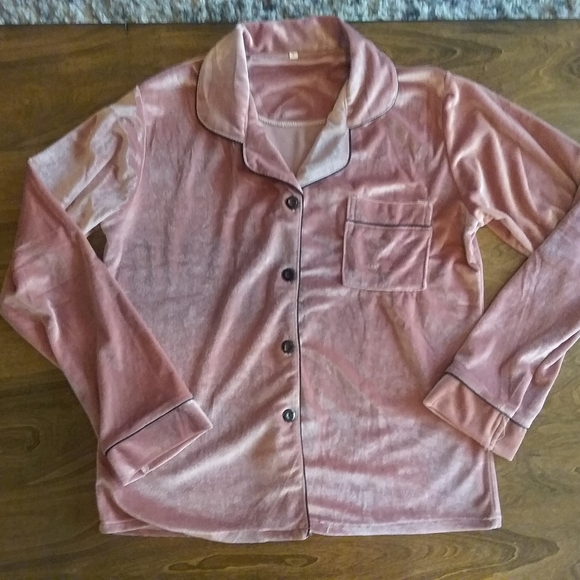 SHEIN Velvet Blush Pajamas ☺ 💤 Size Small - Picture 7 of 16